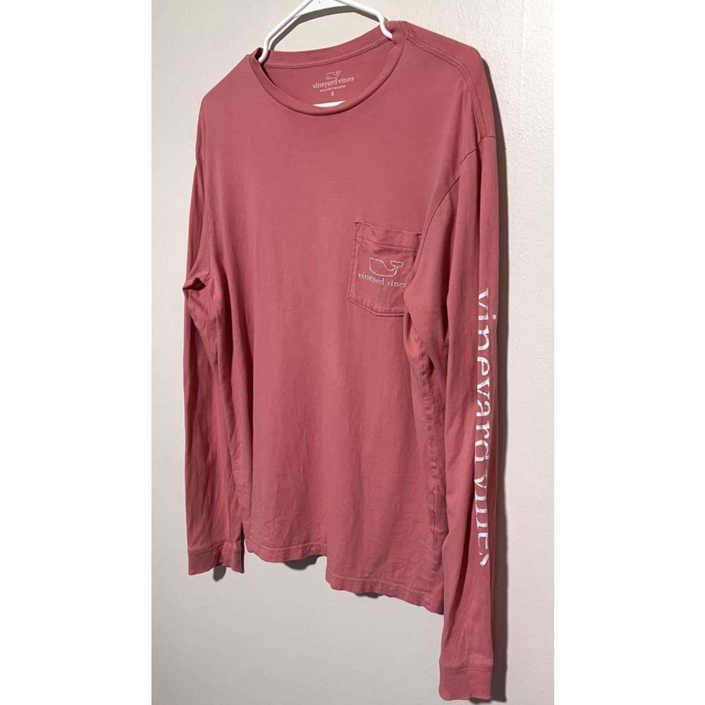 Vineyard Vines T Shirt Mens Small Salmon Peach Long Sleeve Whale Logo Pocket Tee